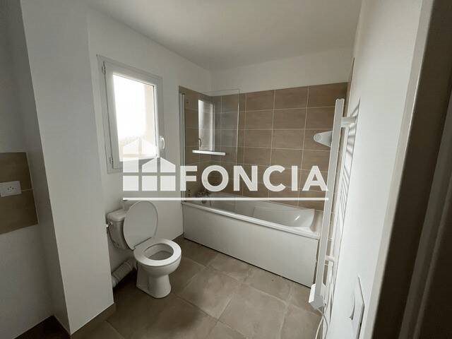 Maison à louer, 98m², Aunay-sous-Crécy