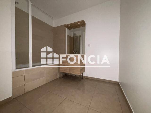 Appartement à louer, 39m², Nîmes