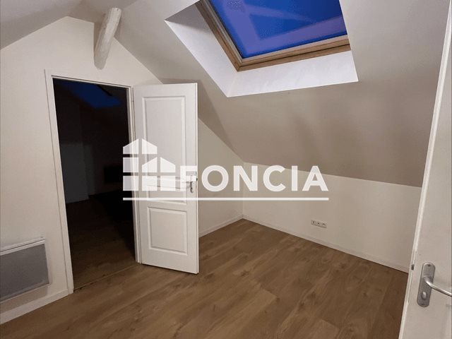 Appartement à louer, 54m², Egly