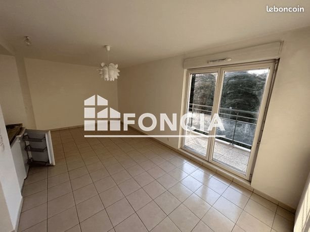 Appartement à louer, 30m², Lognes