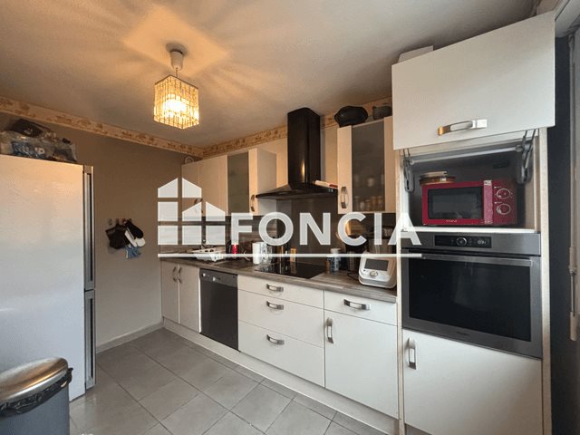 Appartement à louer, 74m², Grenoble