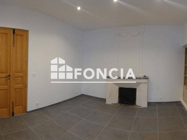 Appartement à louer, 70m², Connaux