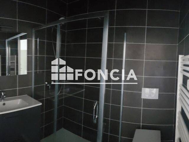 Appartement à louer, 70m², Connaux