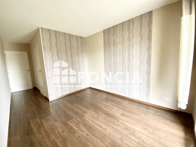 Appartement à louer, 85m², Chênex