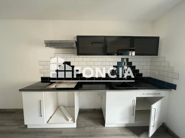 Appartement à louer, 43m², Lunel