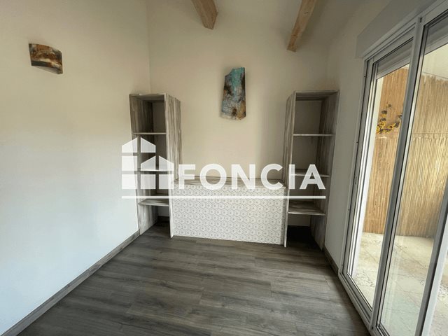 Appartement à louer, 43m², Lunel