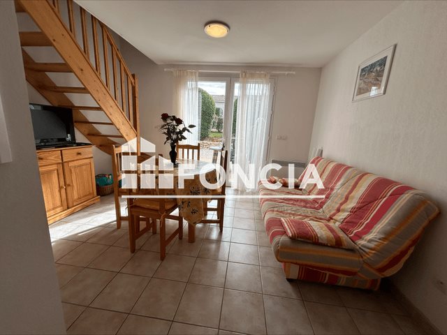 Appartement à louer, 30m², Calvisson