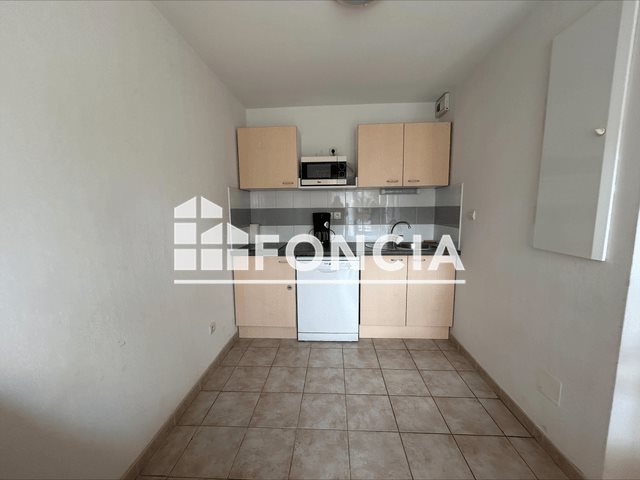 Appartement à louer, 30m², Calvisson