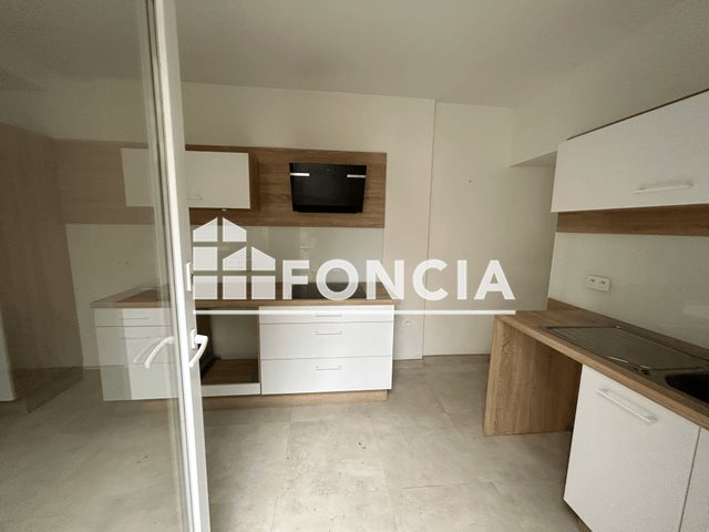 Maison à louer, 87m², Nîmes