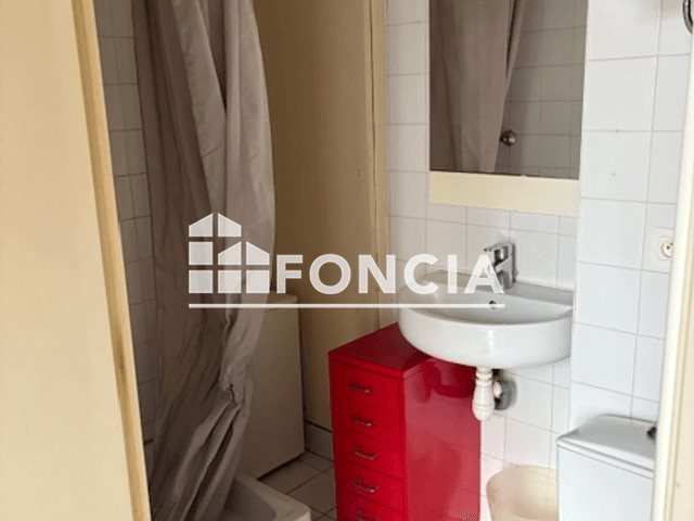 Appartement à louer, 16m², Nîmes