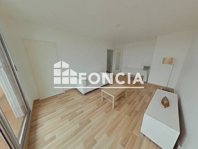 Appartement à louer, 43m², Stains