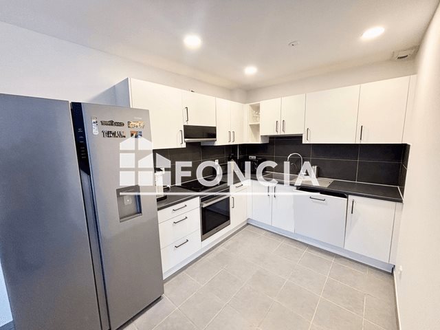 Maison à louer, 82m², Valleiry