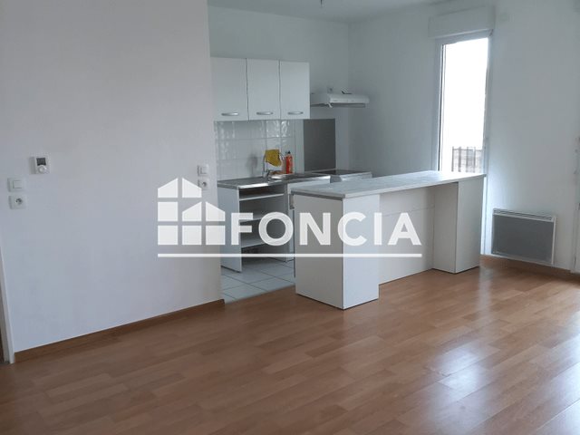 Appartement à louer, 45m², Epernon