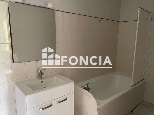 Maison à louer, 51m², Saint-Sixte