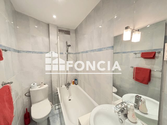 Appartement à louer, 25m², Paris 19ème