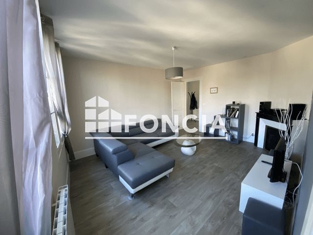 Appartement à louer, 90m², Vouziers