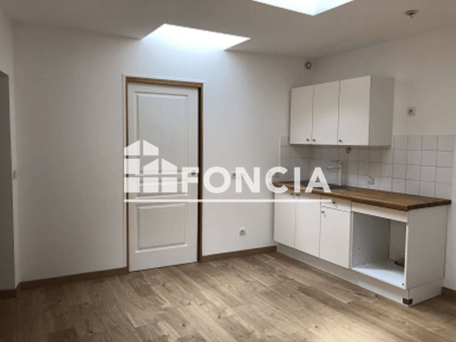 Appartement à louer, 28m², Villecresnes