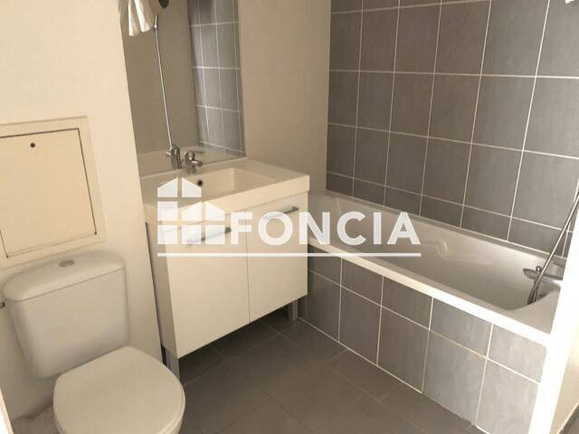 Appartement à louer, 43m², Saint-Etienne