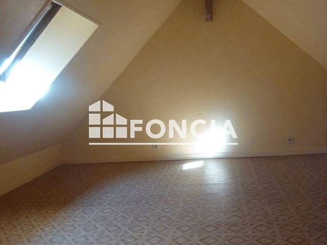 Appartement à louer, 42m², Bû