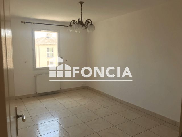 Appartement à louer, 150m², Châteaurenard