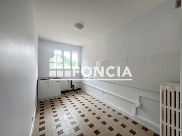 Appartement à louer, 68m², Le Chambon-Feugerolles