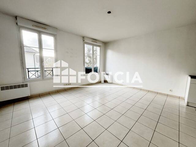 Appartement à louer, 43m², Montlhéry