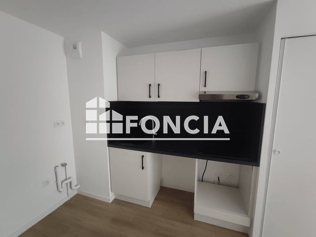 Appartement à louer, 40m², Luisant