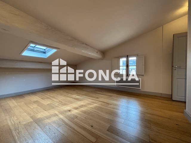 Appartement à louer, 57m², Bordeaux