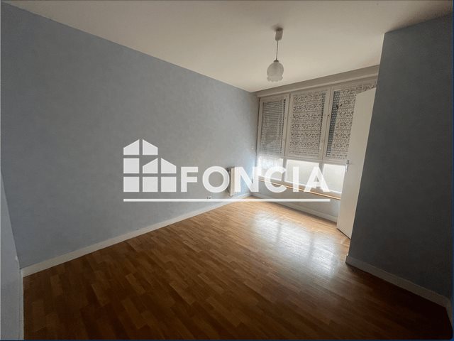 Appartement à louer, 57m², Briouze