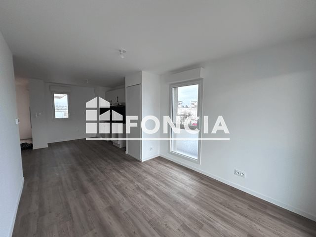 Appartement à louer, 43m², Luisant