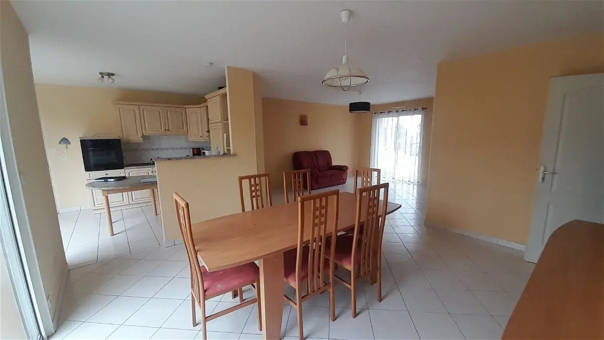 Maison à louer, 87m², Montrevault-sur-Èvre