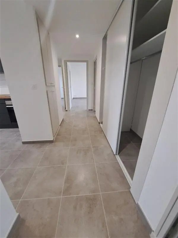 Appartement à louer, 76m², Tournon-sur-Rhône