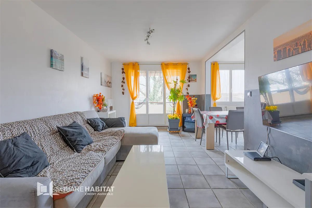 Appartement à vendre, 62m², Pont-de-Chéruy