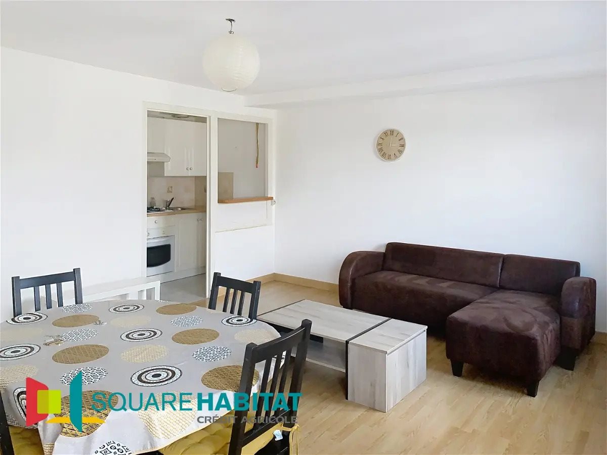 Appartement à louer, 45m², Lamballe