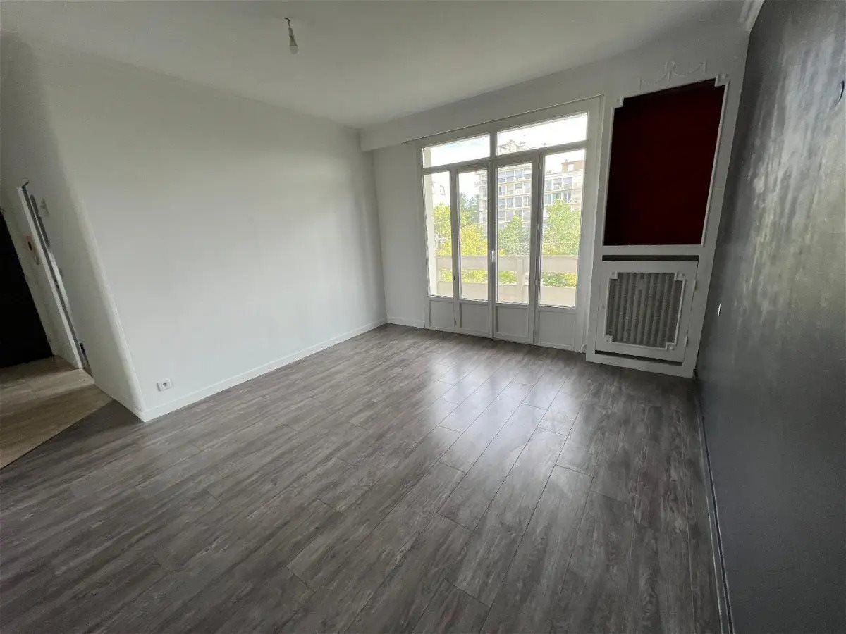 Appartement à louer, 75m², Tours