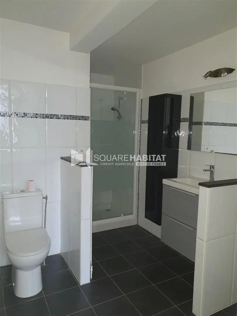 Appartement à louer, 47m², Avesnelles