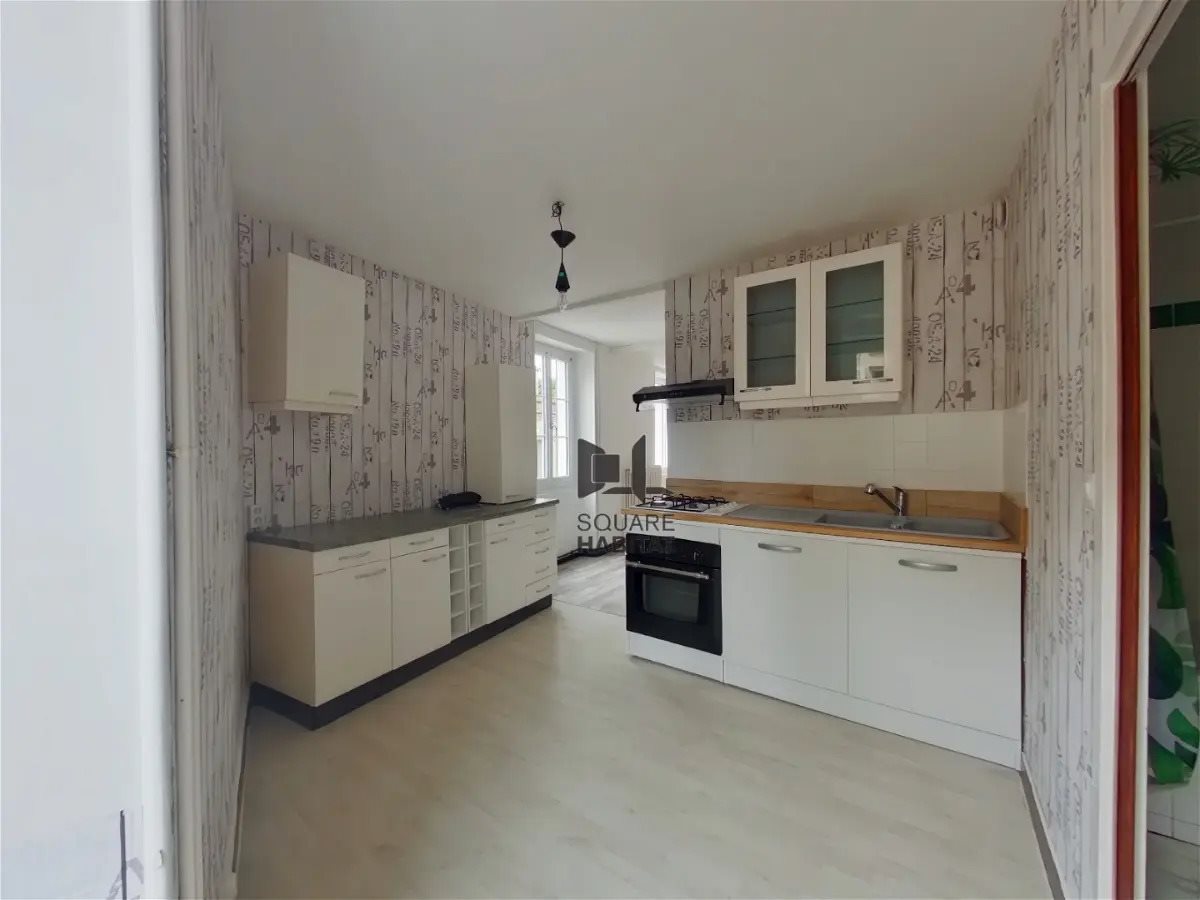 Appartement à louer, 80m², Montmorillon