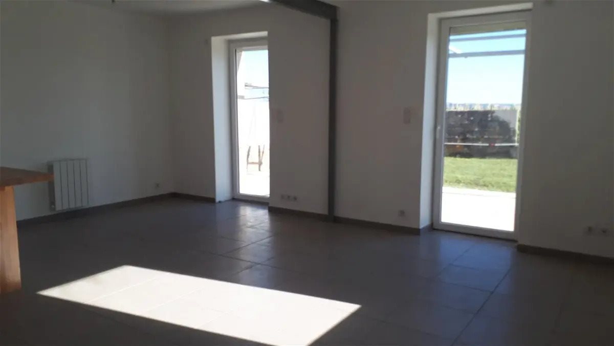 Maison à louer, 91m², Agnin