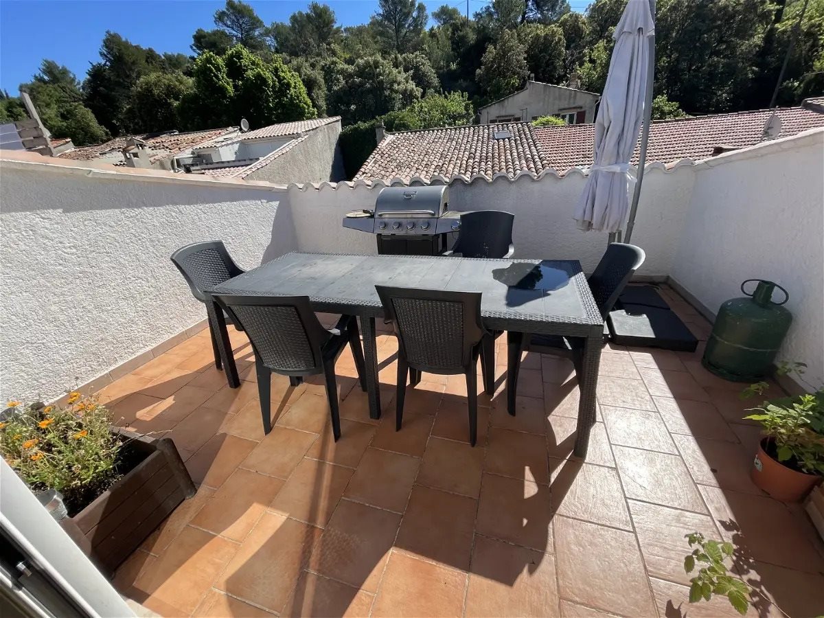 Maison à louer, 119m², La Roquebrussanne