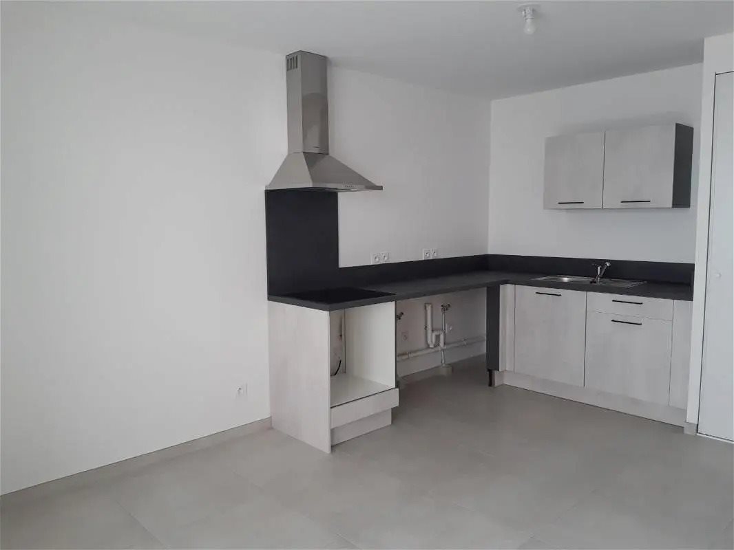 Appartement à louer, 42m², Saint-Laurent-de-Mure