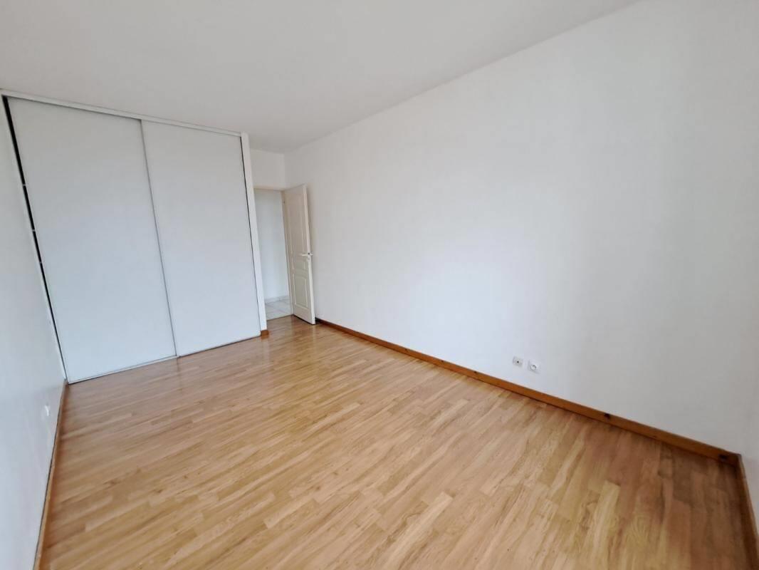 Appartement à louer, 72m², Tullins