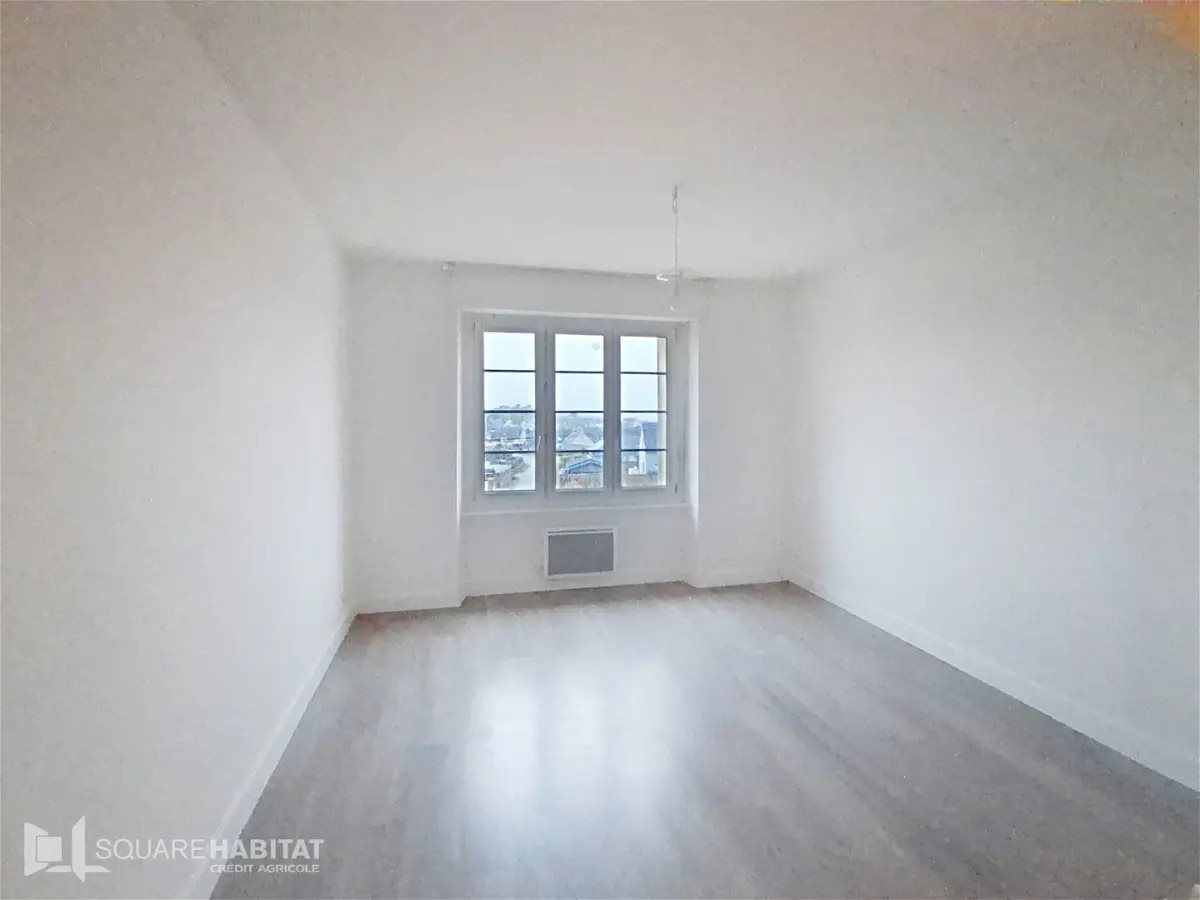 Appartement à louer, 88m², Ploudalmézeau