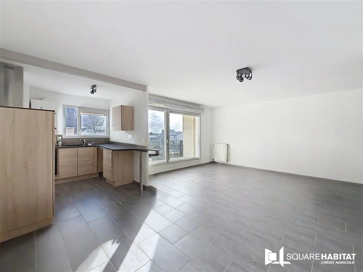 Appartement à louer, 83m², Romillé