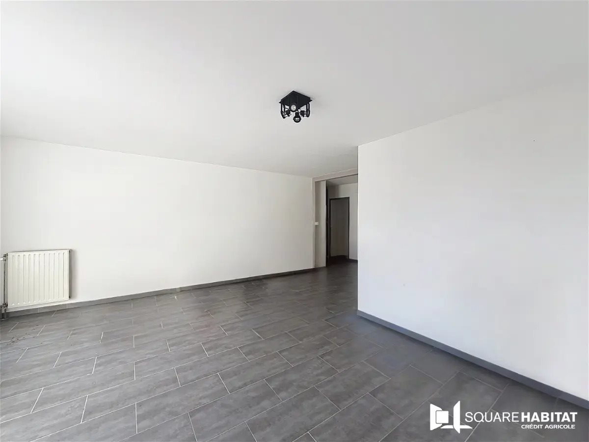 Appartement à louer, 83m², Romillé