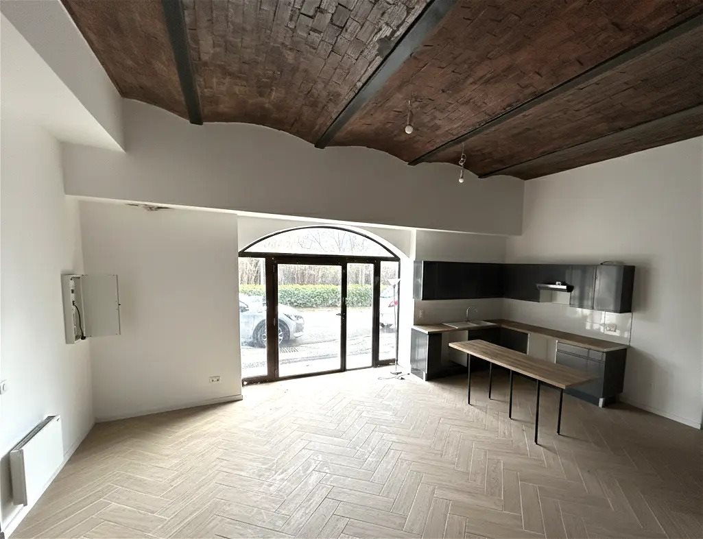 Appartement à louer, 98m², Evenos