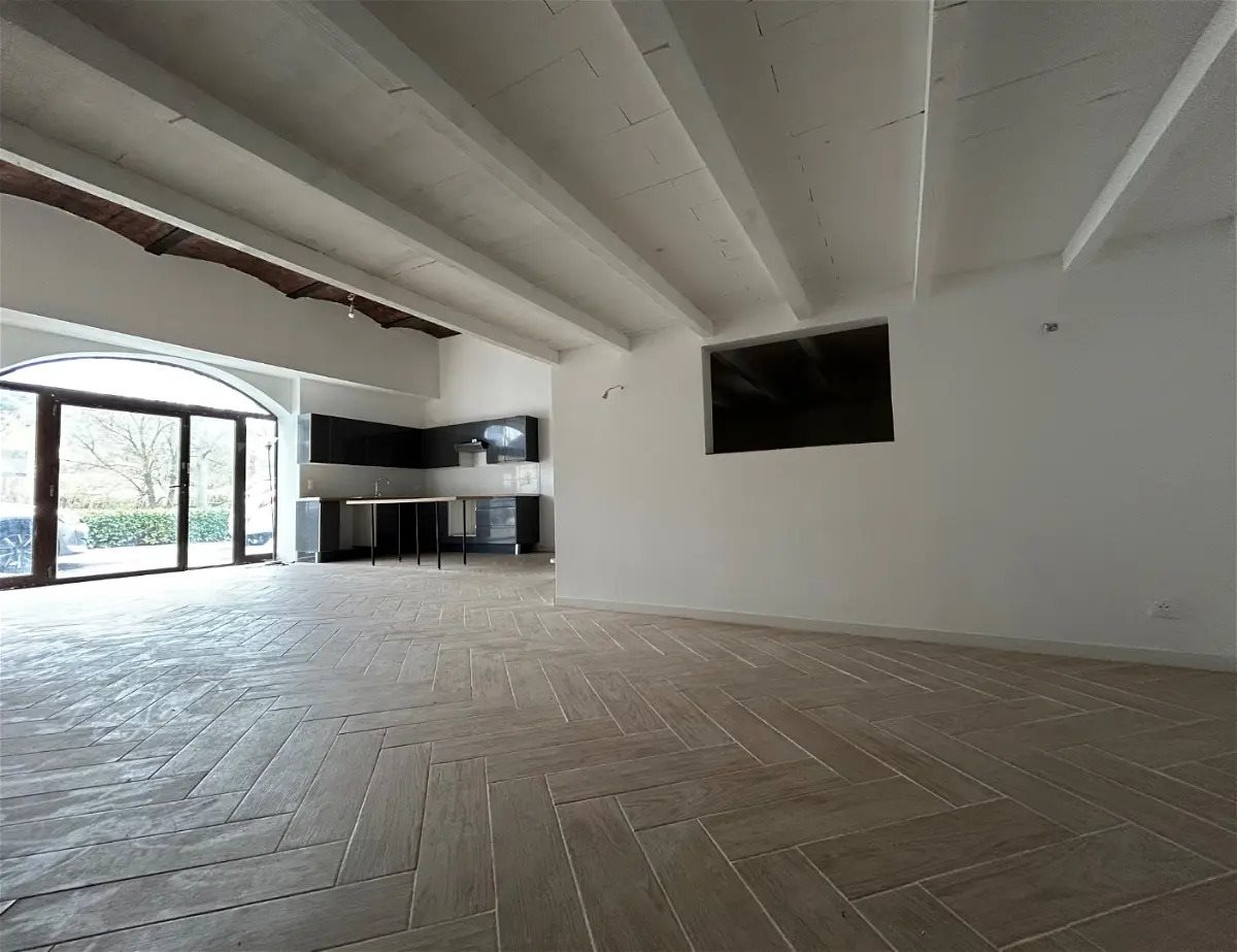 Appartement à louer, 98m², Evenos