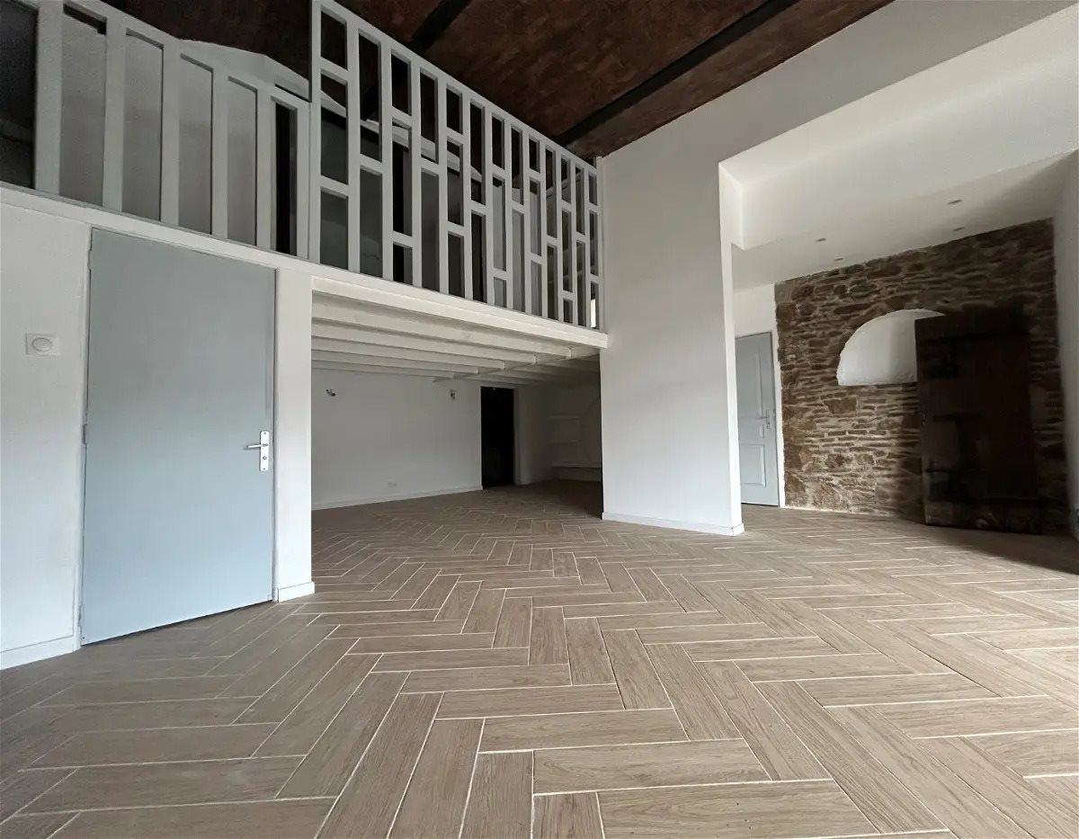 Appartement à louer, 98m², Evenos