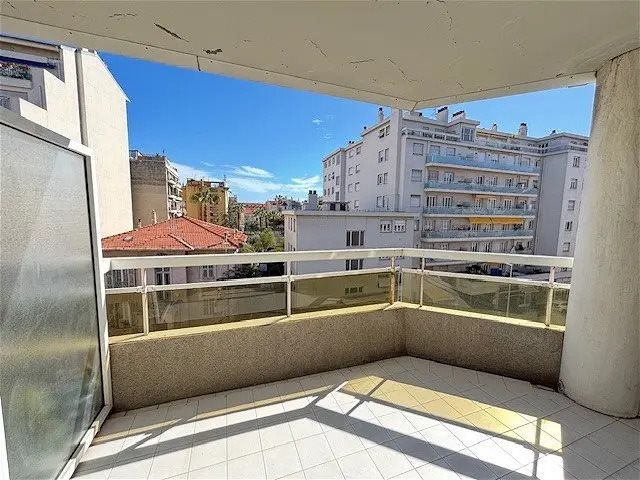 Appartement à louer, 25m², Nice