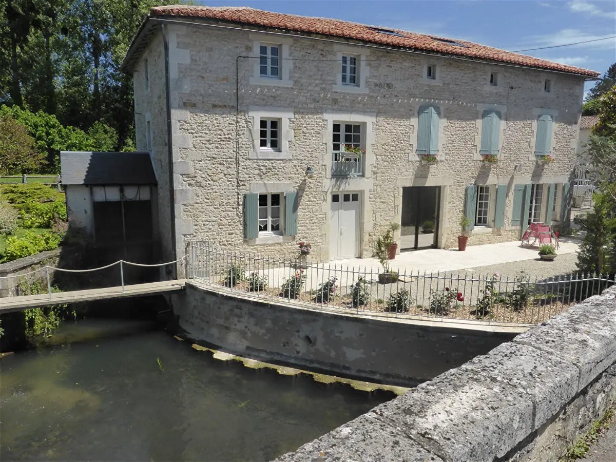 Maison à vendre, 320m², Lizant