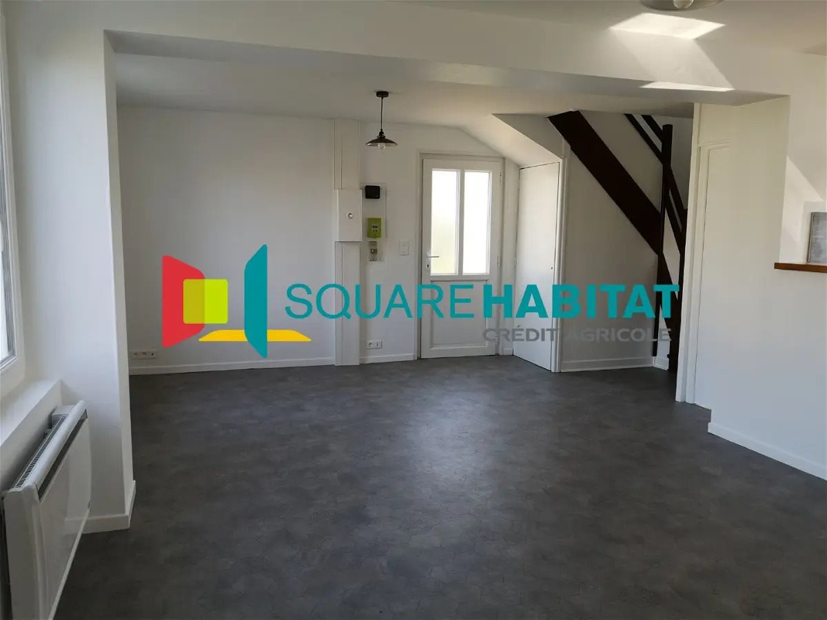 Maison à louer, 76m², Decize